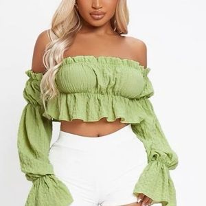 Green crop top, cute for the summer